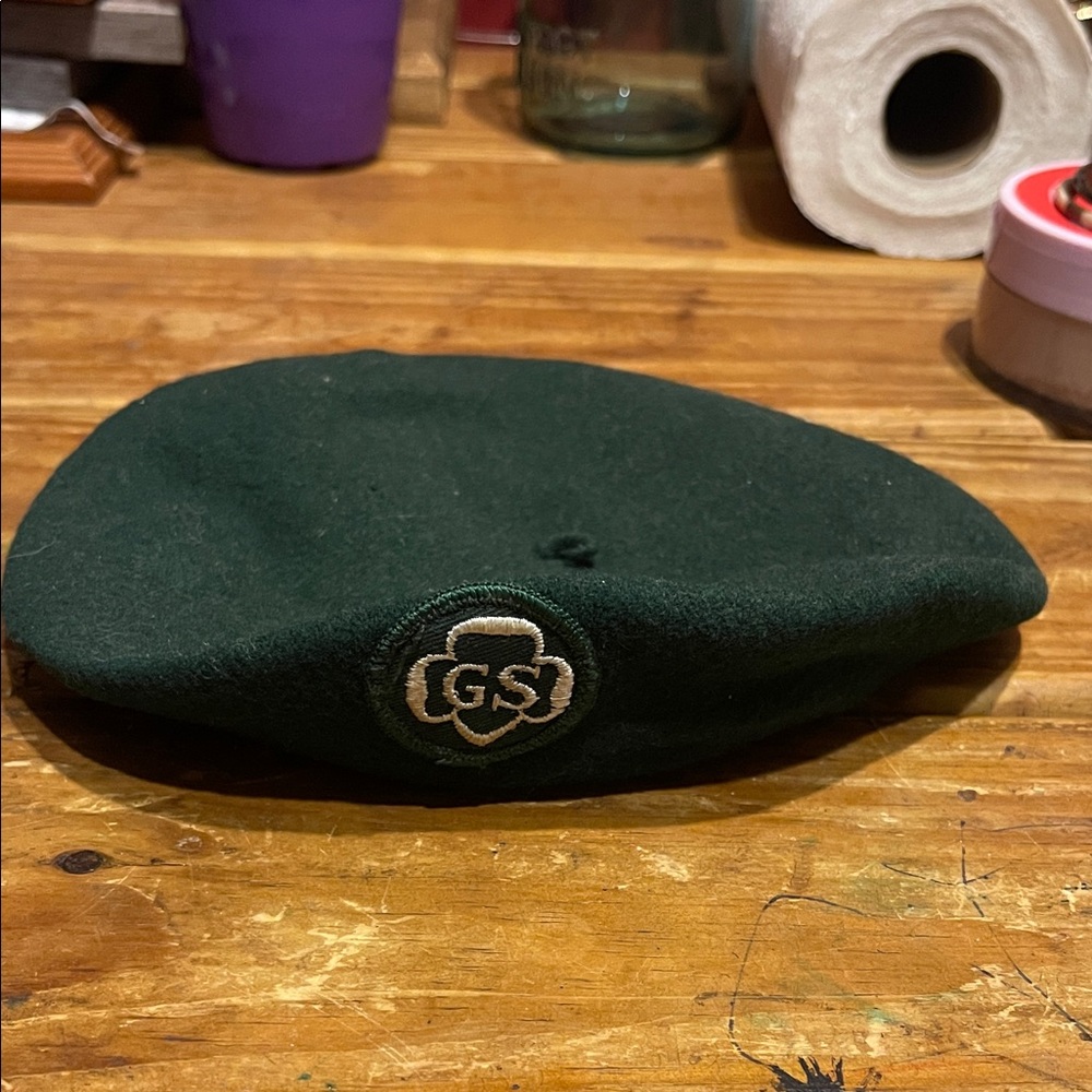 girl scouts Green Wool Beret 100% wool